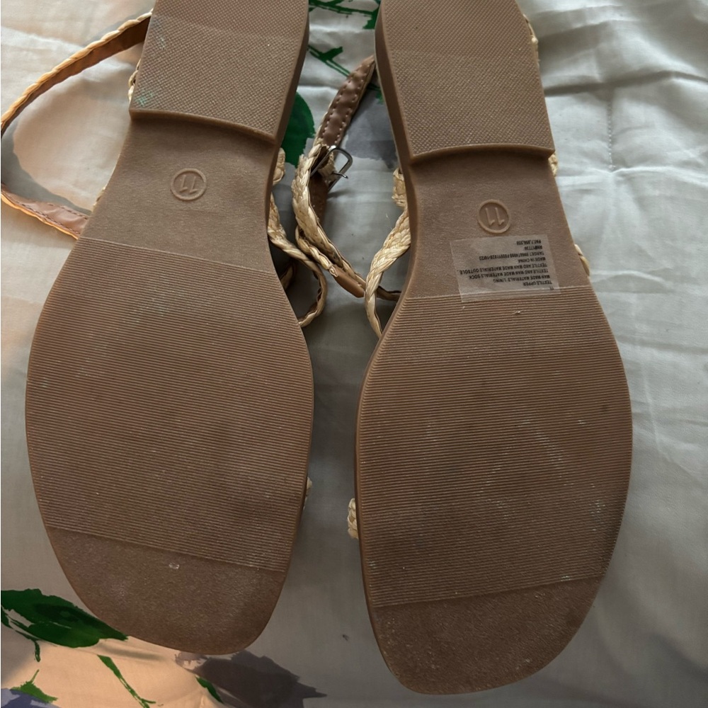 Women's Tan Sandals